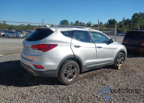 2017 Hyundai Santa Fe Sport 2.4L z USA, uszkodzony, nr VIN 5XYZT3LB7HG451977